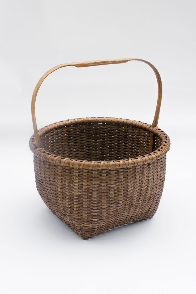 206: 14” Apple Basket With Bonnet Handle, With Or Without Oak Runners